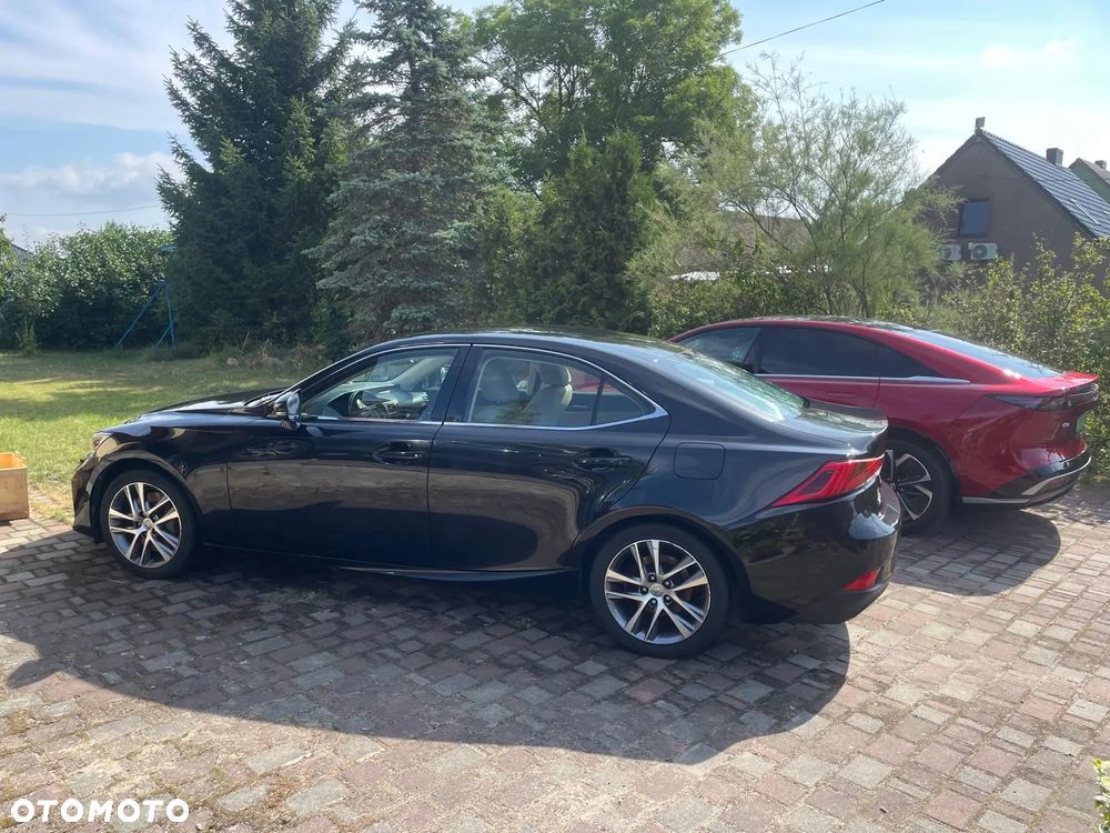 Lexus IS 200t Elegance - 4