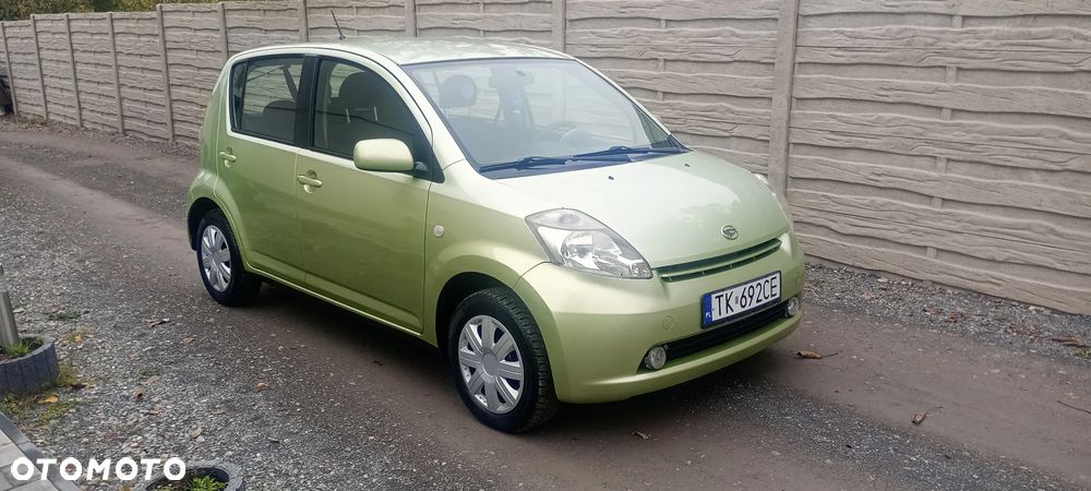 Daihatsu Sirion - 1
