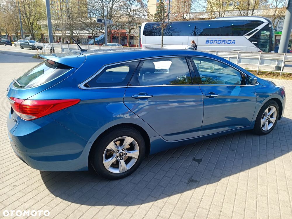 Hyundai i40 1.7 CRDi Comfort + - 7