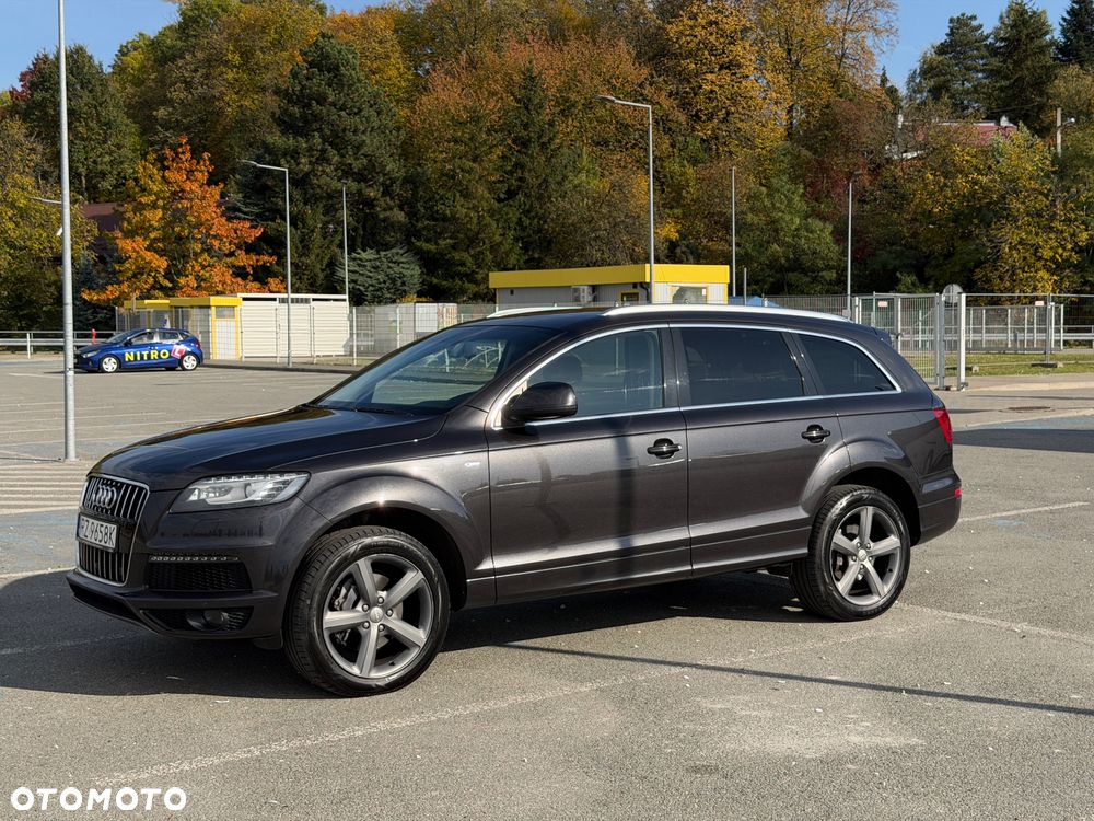 Audi Q7 2014 photo 2