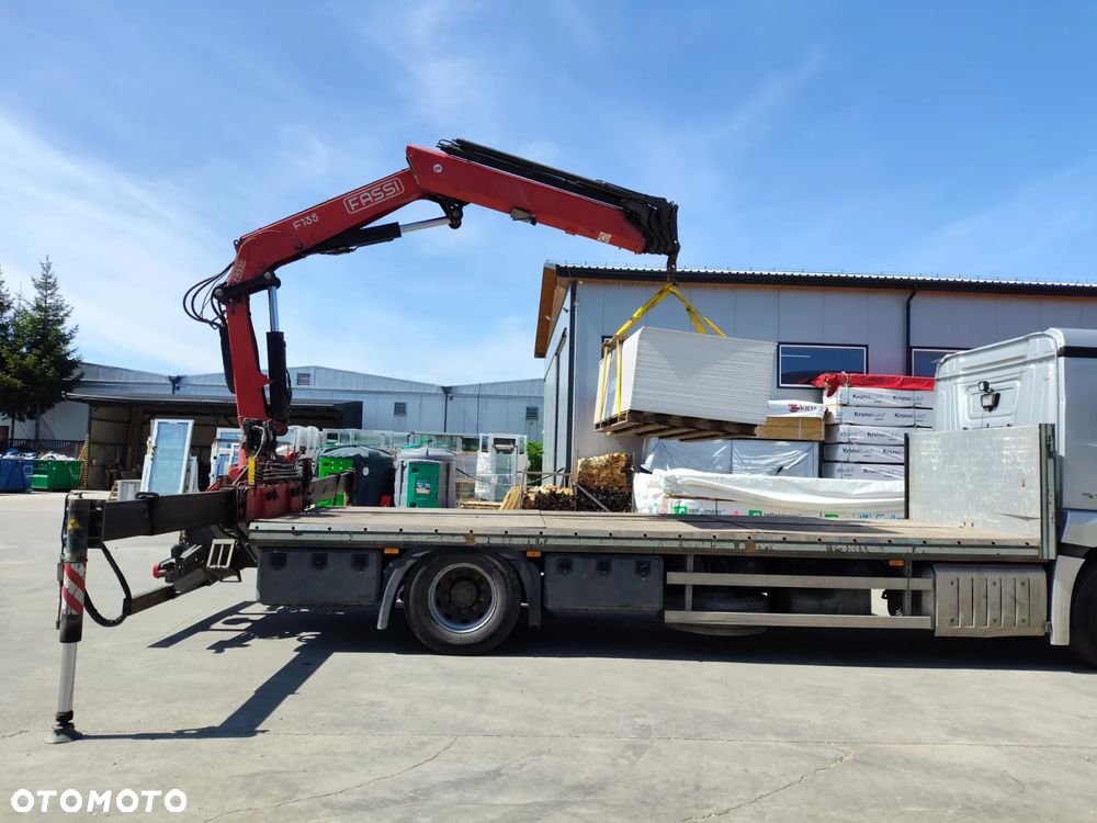 Mercedes-Benz Antos - 13