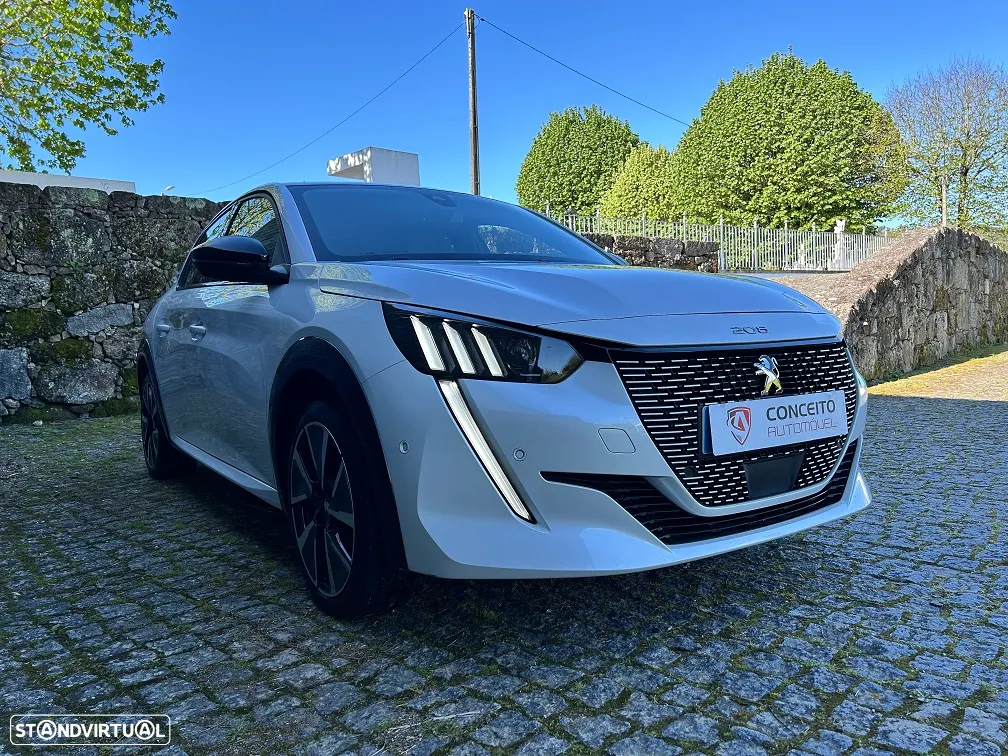 Peugeot e-208 50 kWh GT Line - 5