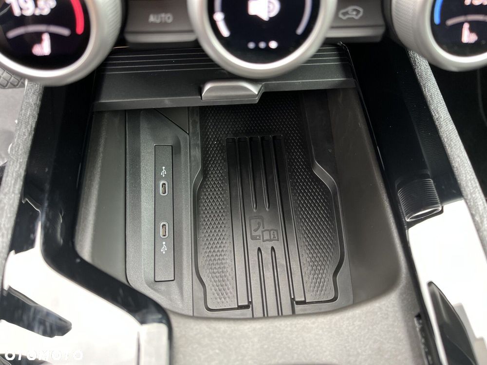 Skoda Superb 2.0 TDI SCR 4x4 Edition 130 DSG - 39