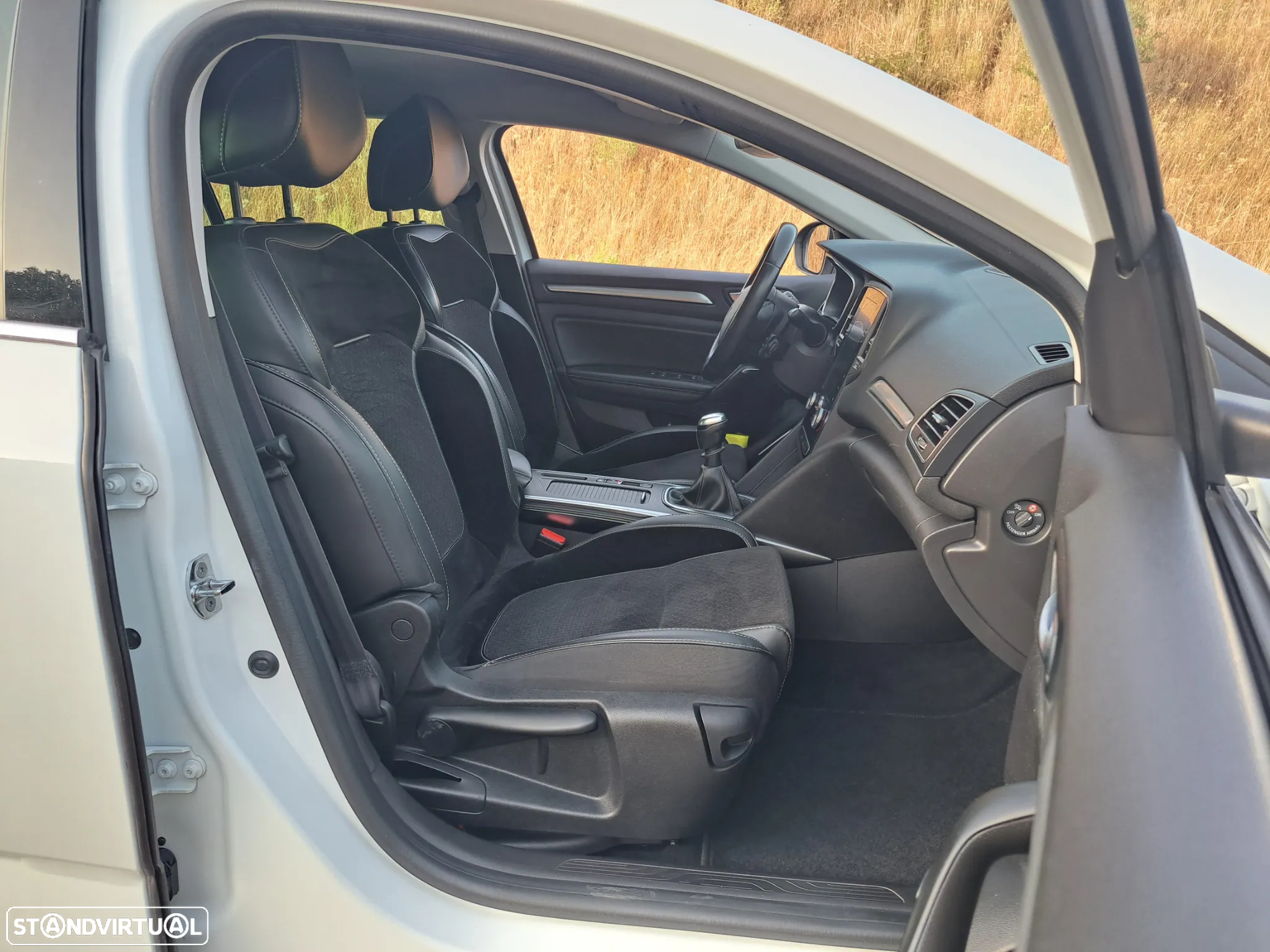 Renault Mégane Sport Tourer 1.5 Blue dCi Intens - 12