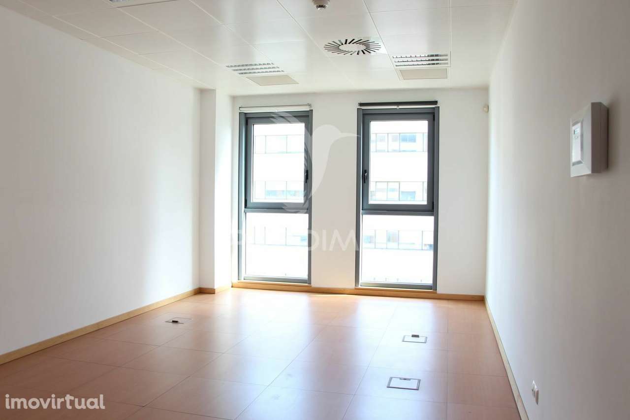 Escritório com vista rio e estacionamento - Lisboa - Grande imagem: 2/12