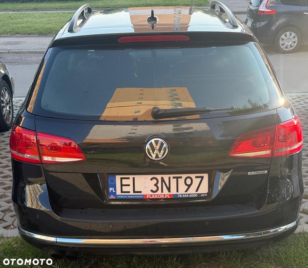 Volkswagen Passat 2.0 TDI DPF Highline DSG - 2
