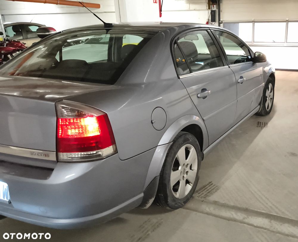 Opel Vectra 1.9 CDTI Elegance - 3
