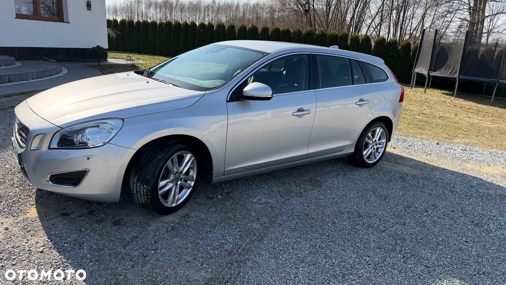 Volvo V60 T4 Edition - 1