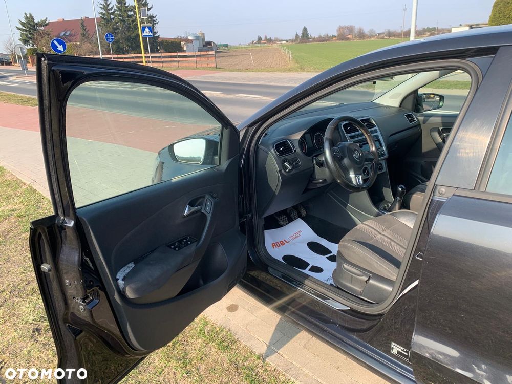 Volkswagen Polo 1.6 TDI Blue Motion Technology Life - 26