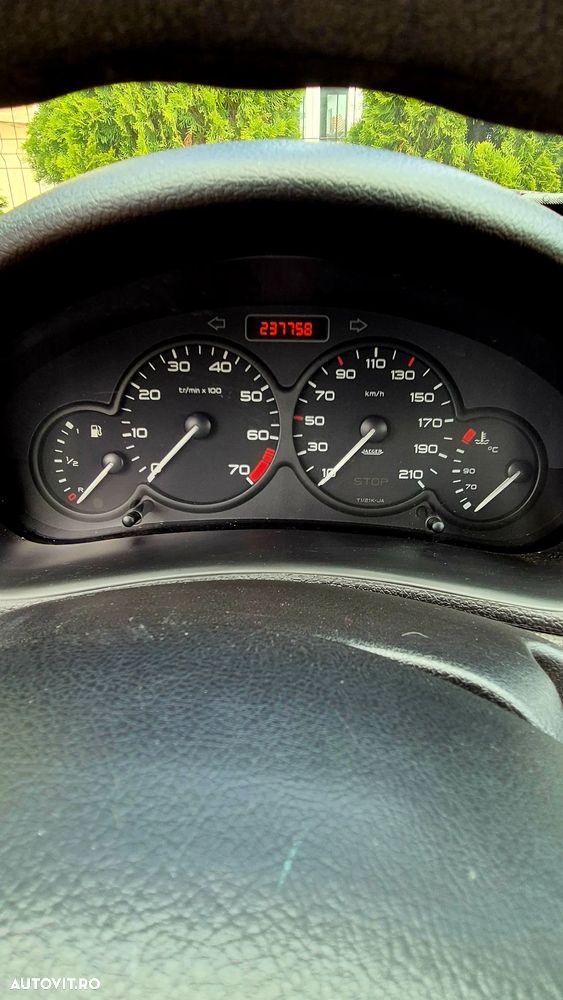 Peugeot 206 - 6