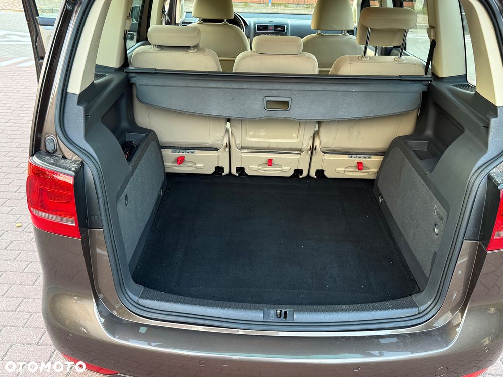 Volkswagen Touran 1.6 TDI DPF Cross - 15