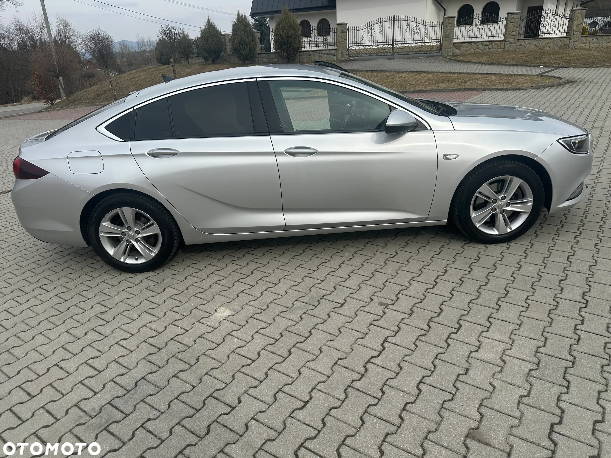 Opel Insignia 2.0 CDTI Edition - 6