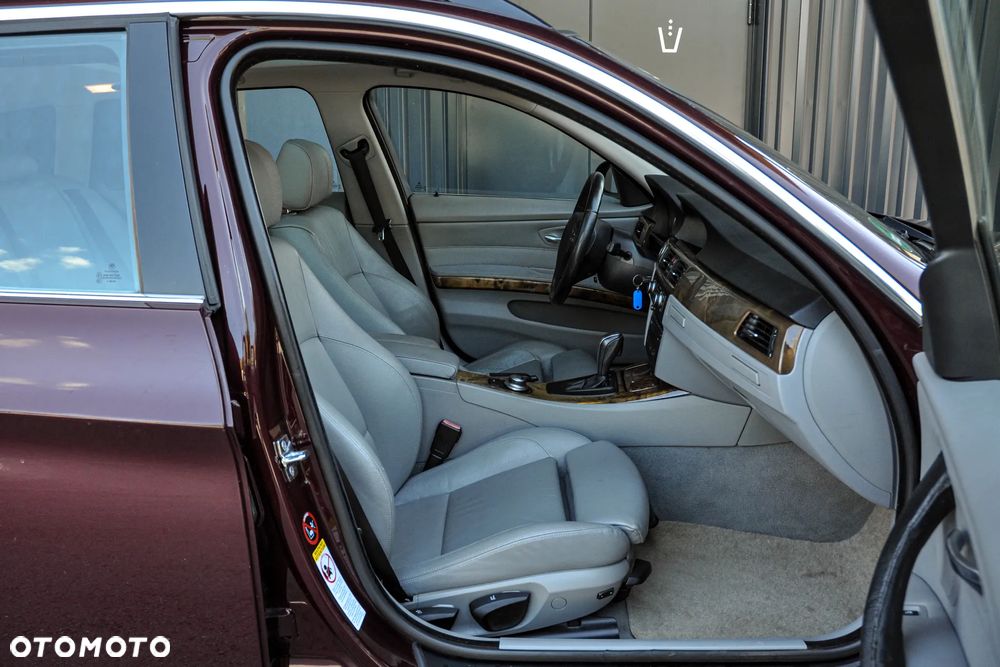 BMW Seria 3 - 12