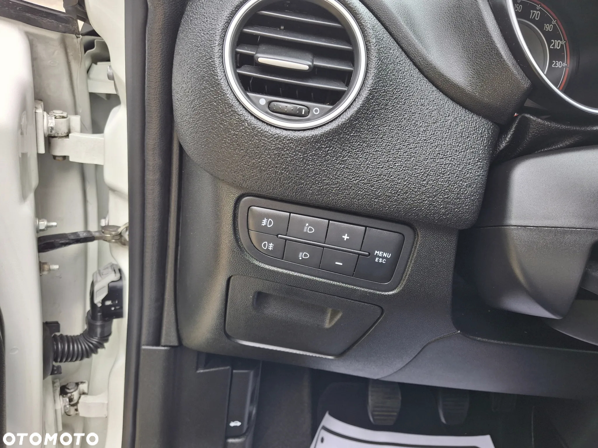 Fiat Punto 1.4 Easy Pakiet Easy Plus S&S - 26
