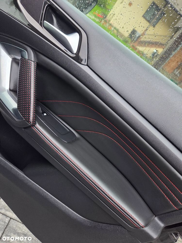 Peugeot 308 1.6 HDi Premium - 9