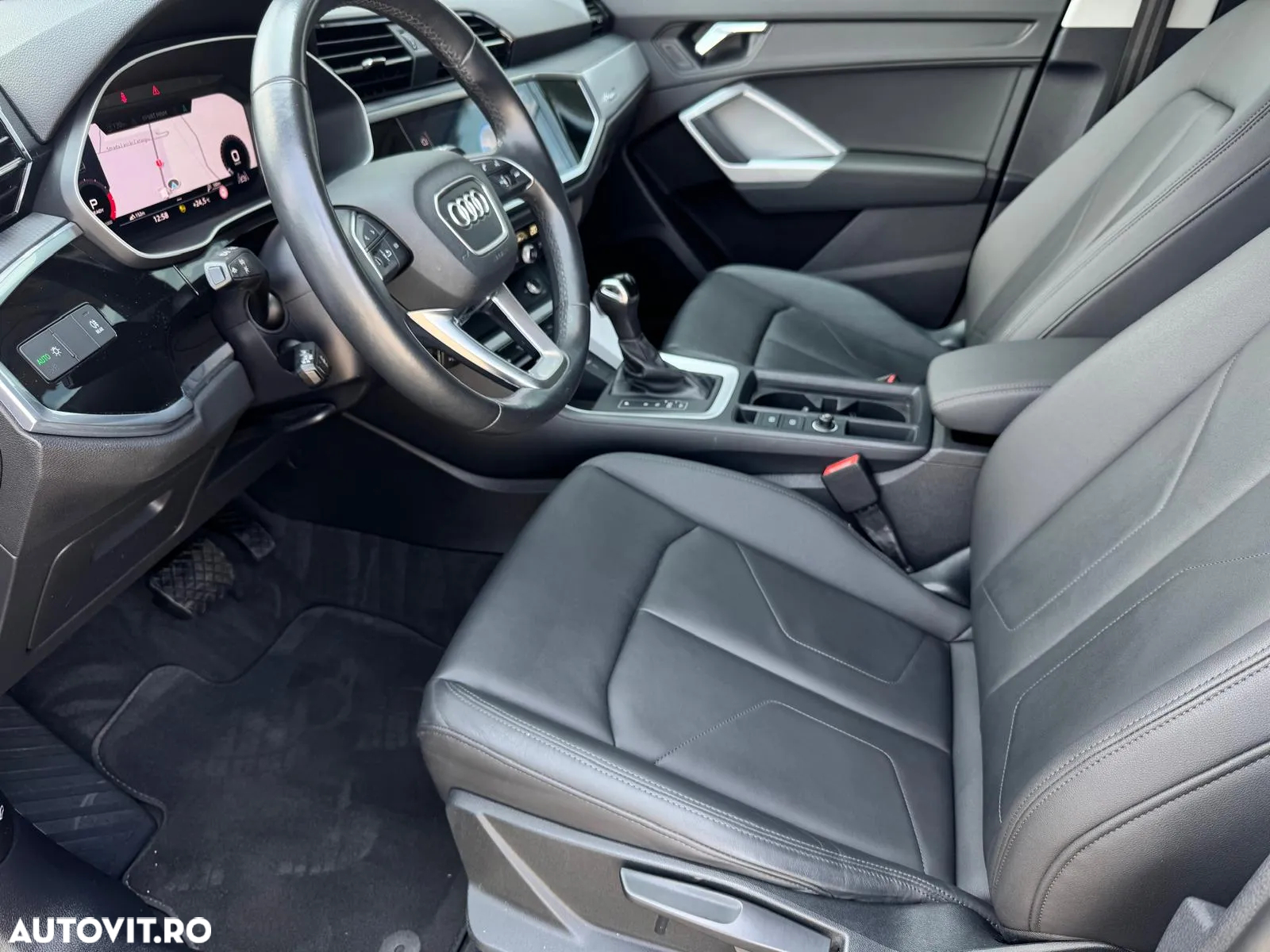 Audi Q3 35 TFSI S tronic - 12