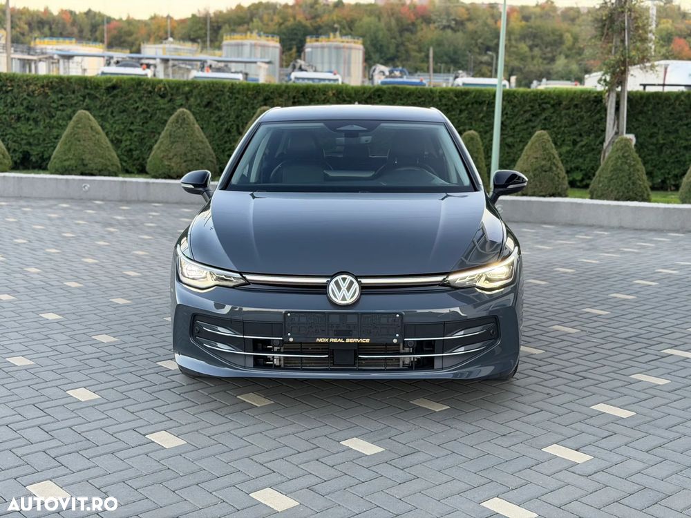 Volkswagen Golf - 5