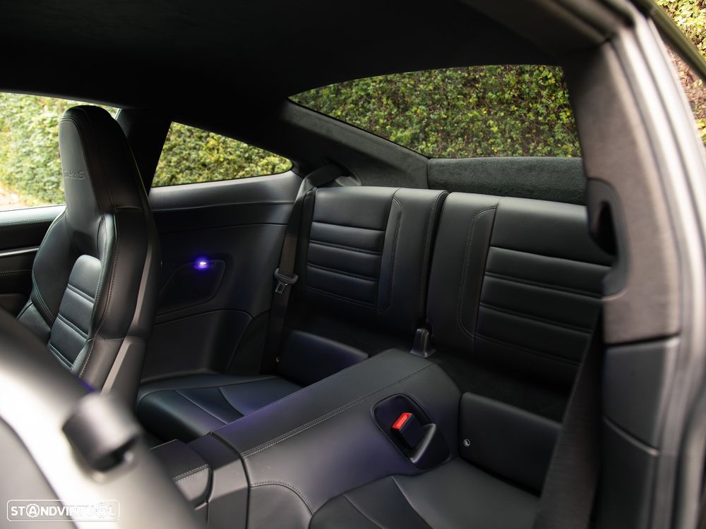 Porsche 911 (992) Turbo S - 23