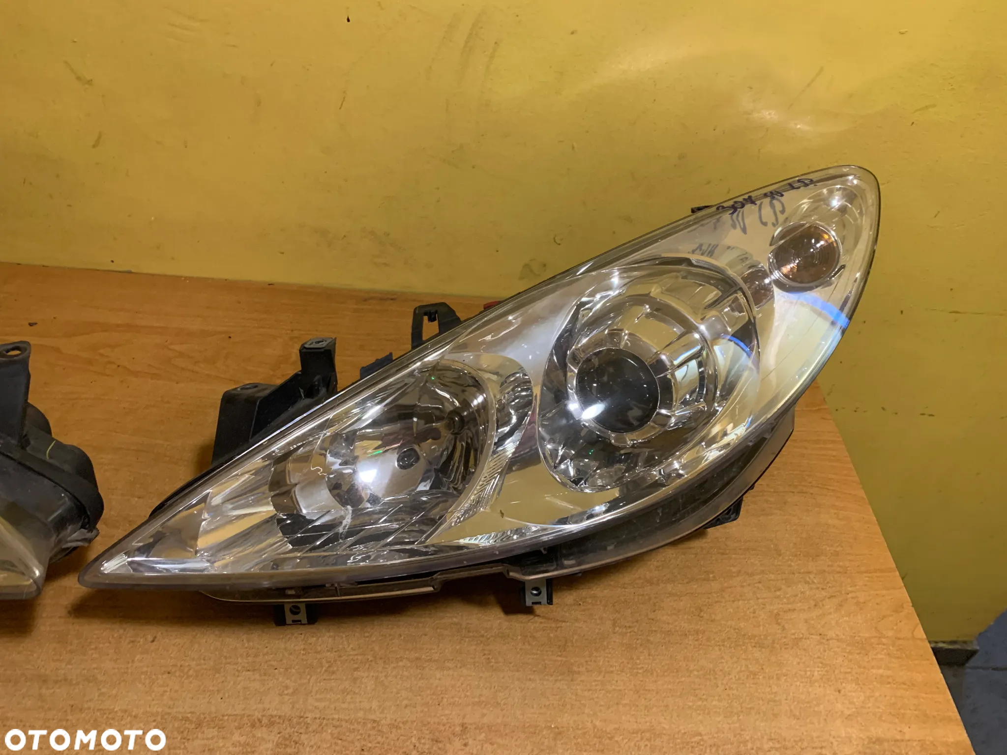 PEUGEOT 307 LIFT LAMPA  LEWA PRZEDNIA - 4