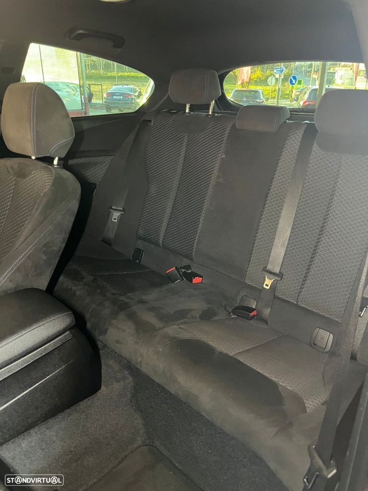 BMW 120 d Pack M - 24