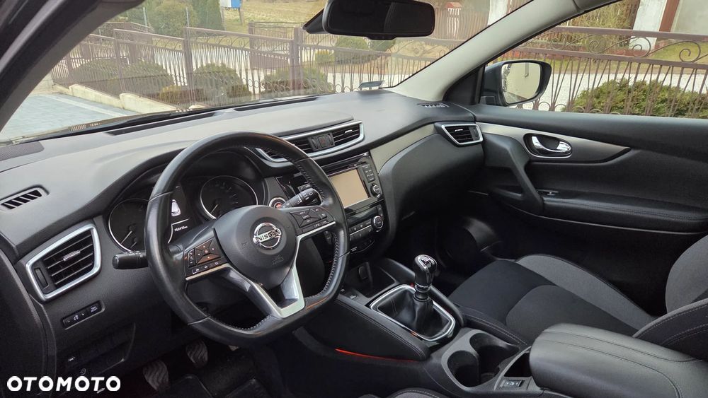 Nissan Qashqai 1.5 dCi N-Connecta - 19
