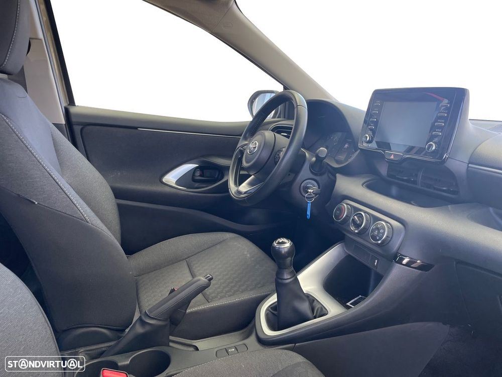 Toyota Yaris - 18