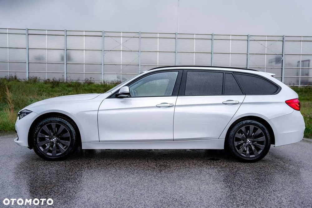 BMW Seria 3 320d xDrive - 11