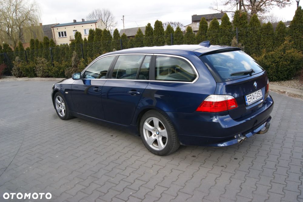 BMW Seria 5 525d Edition Exclusive - 6