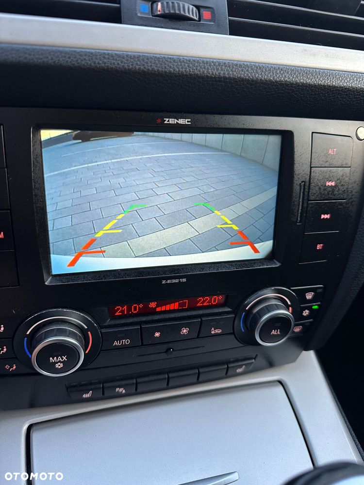BMW Seria 3 - 25