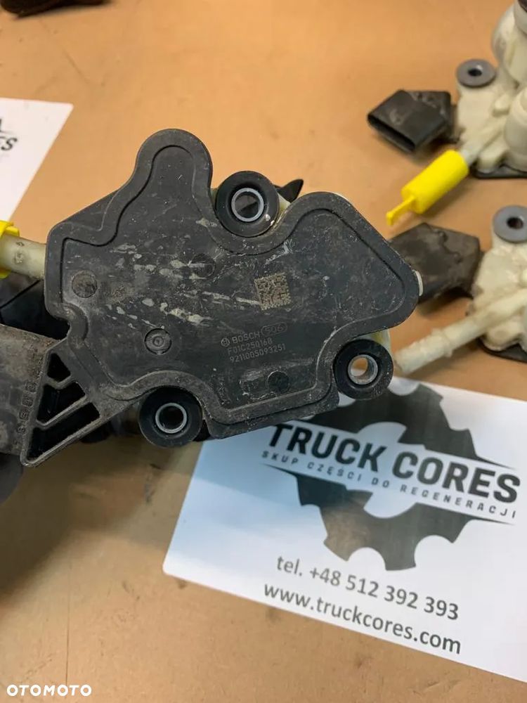 POMPA ADBLUE BOSCH F01C250168 IVECO DAILY - 3