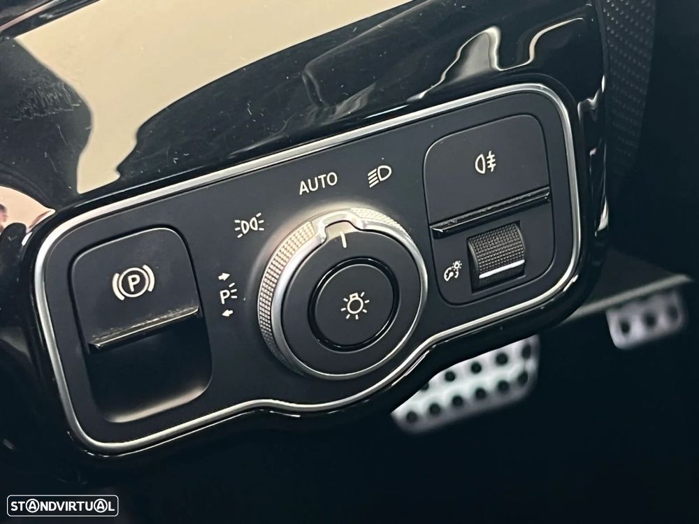 Mercedes-Benz A 180 - 12