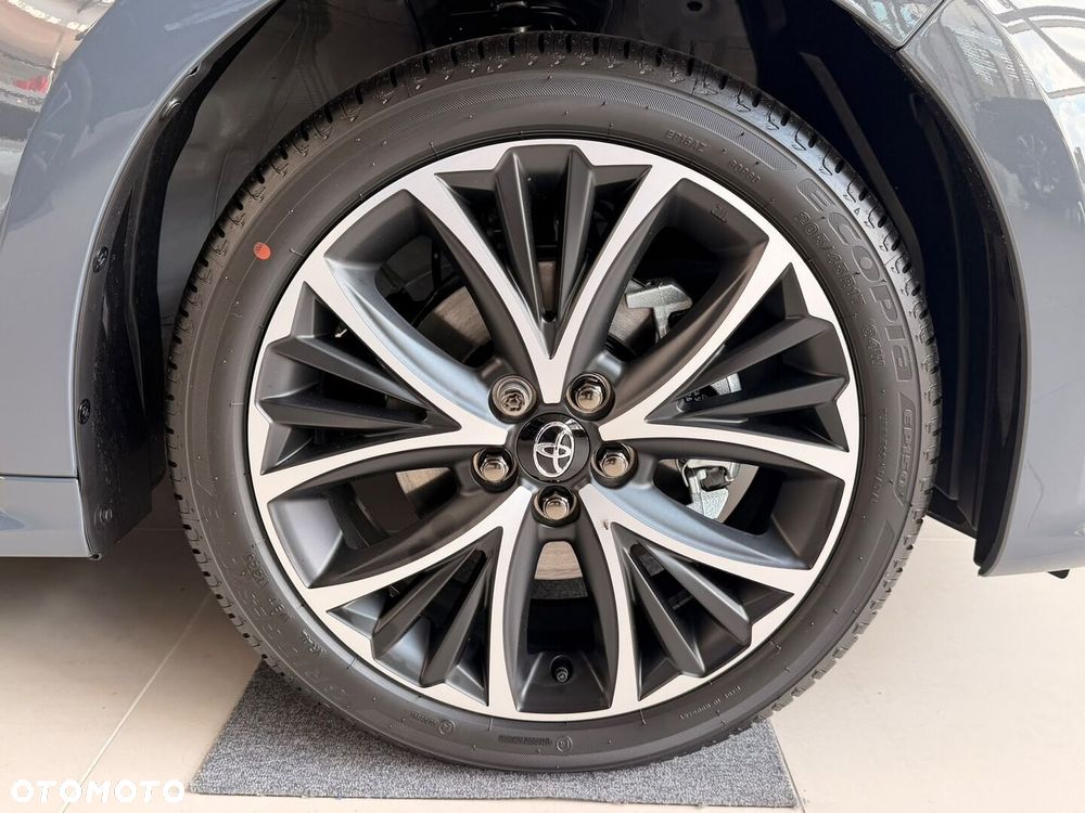 Toyota Yaris Hybrid 1.5 Style - 16