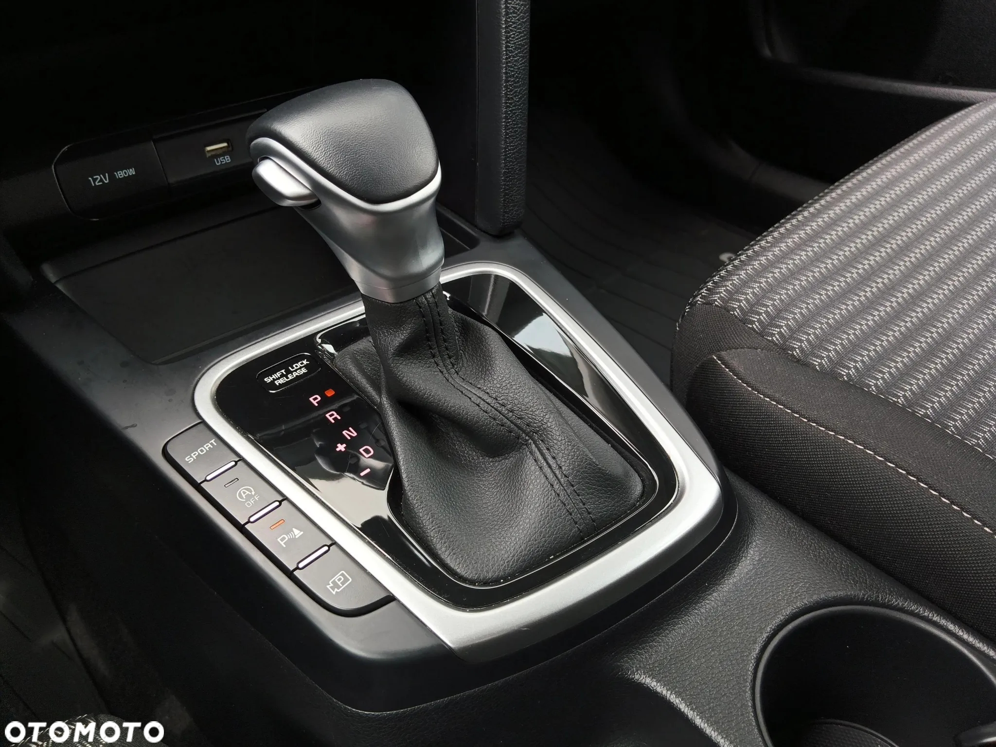 Kia Ceed 1.5 T-GDI M DCT - 16