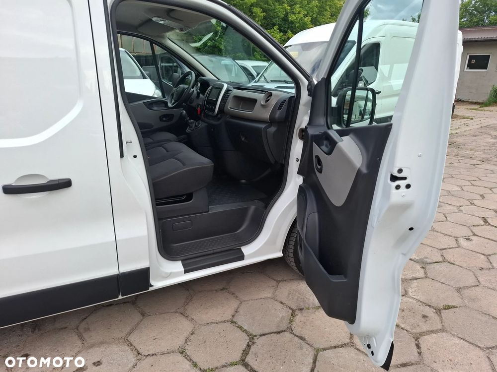 Renault Trafic Klima 3osobowy POJEDYNCZE TURBO Faktura VAT 23% - 17