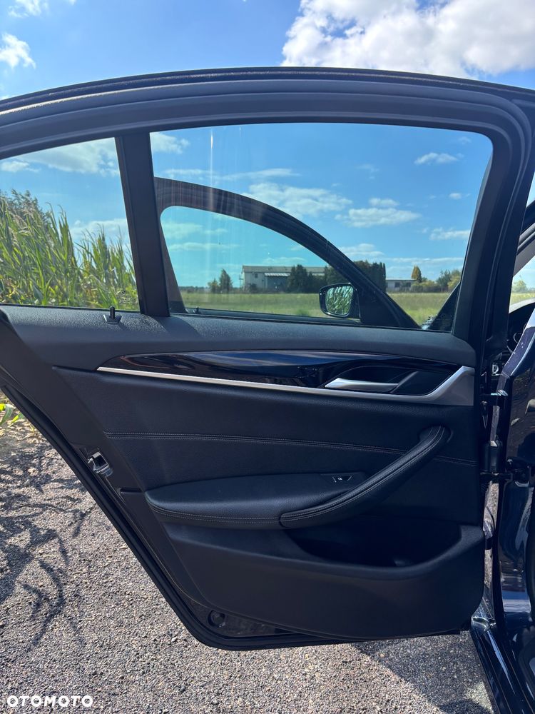 BMW Seria 5 520d Efficient Dynamics Sport Line sport - 23