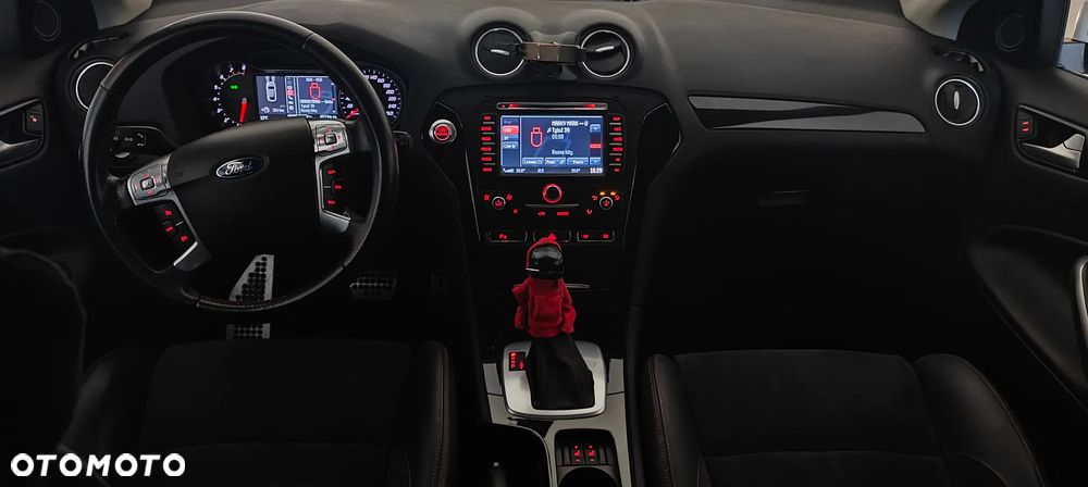 Ford Mondeo 2.0 EcoBoost ST-Line - 18