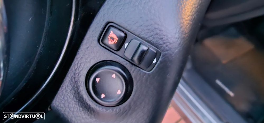 Nissan Qashqai 1.5 dCi N-Connecta 18 RS - 13