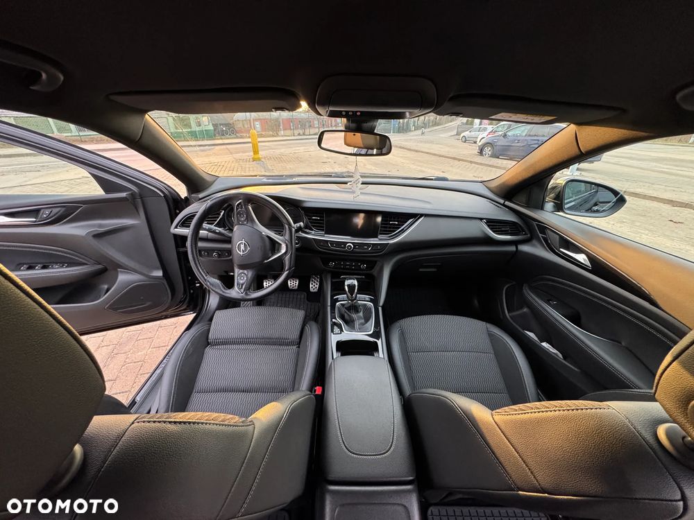 Opel Insignia 2.0 4x4 Innovation - 3