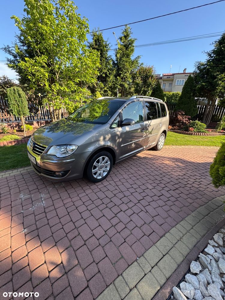 Volkswagen Touran 2.0 TDI DPF Highline - 6