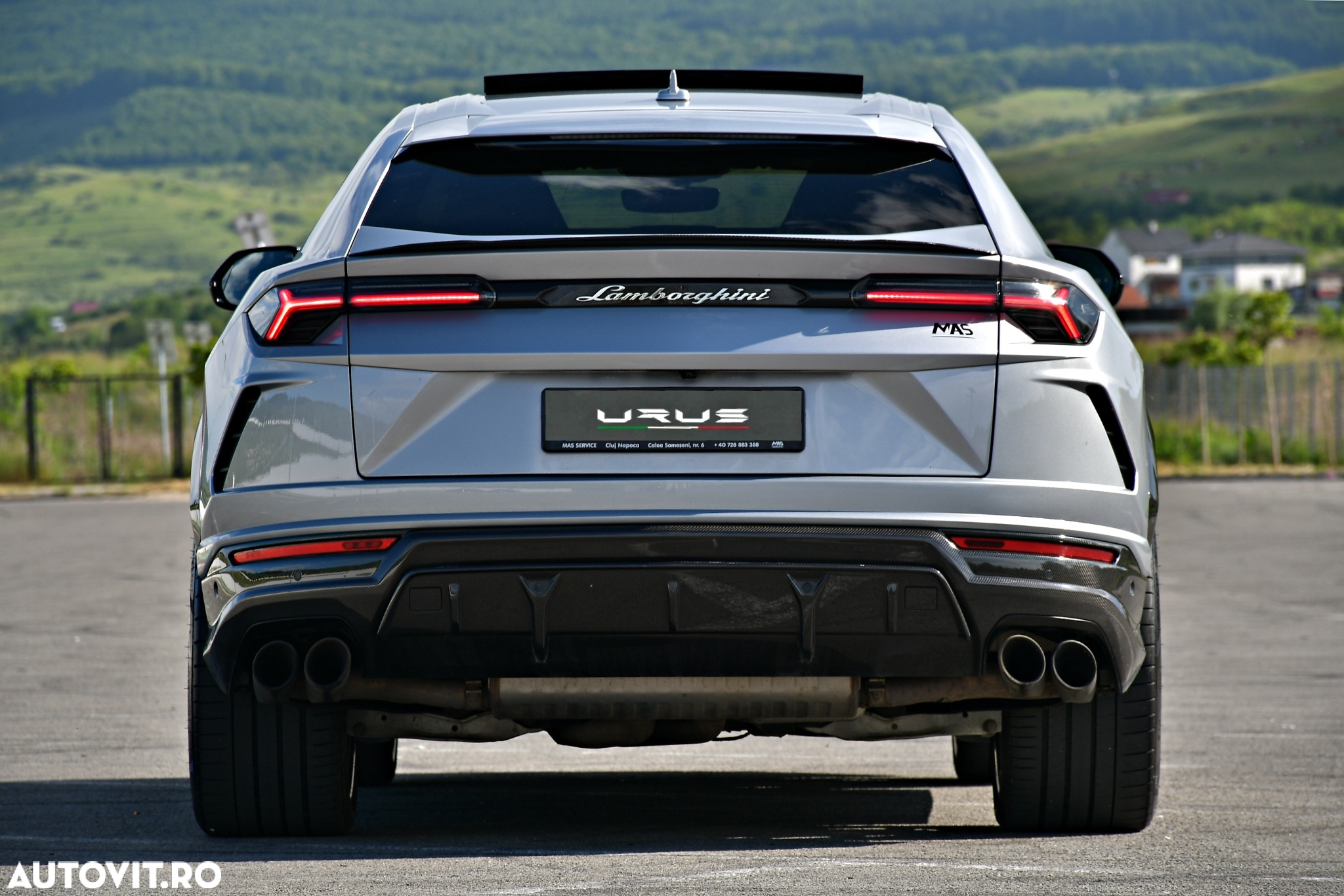 Lamborghini URUS Standard - 8