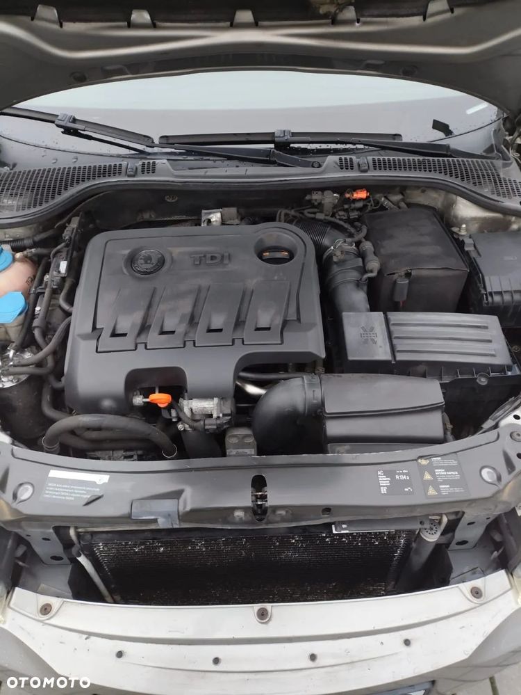 Skoda Octavia 2.0 TDI Elegance DSG - 11