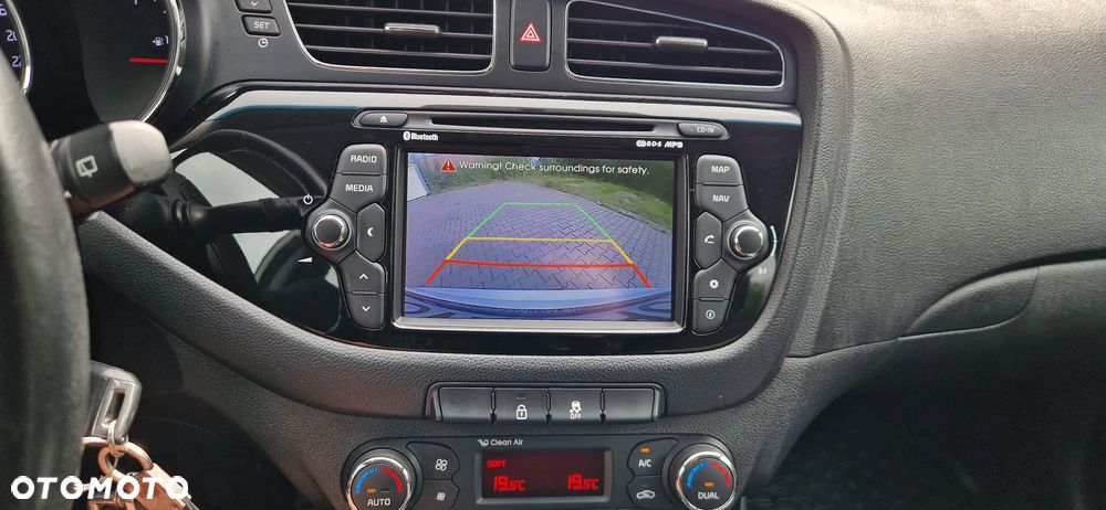 Kia Ceed 1.6 GDI L Business Line - 7