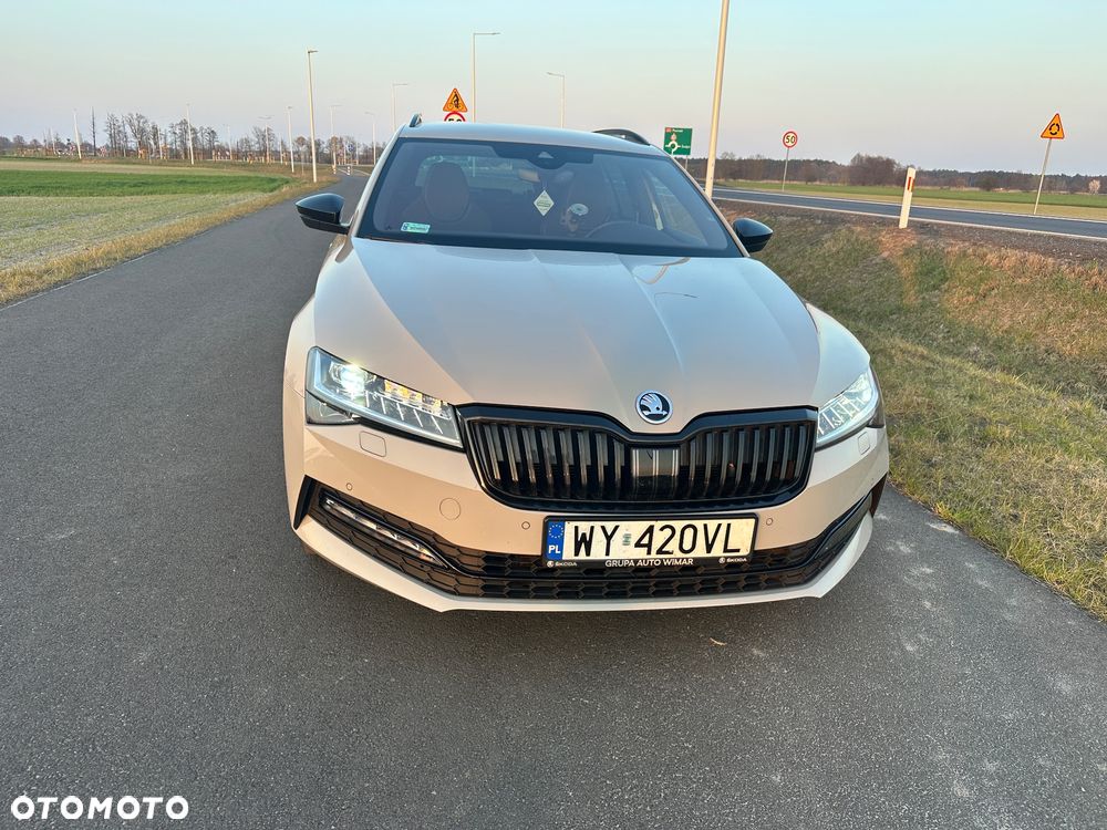Skoda Superb 2.0 TDI SCR Sportline DSG - 2