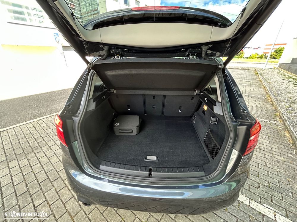BMW 225xe Active Tourer - 17