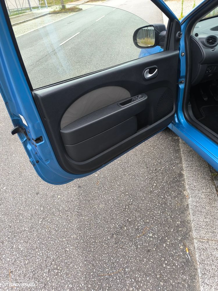 Renault Twingo 1.2 16V City - 6