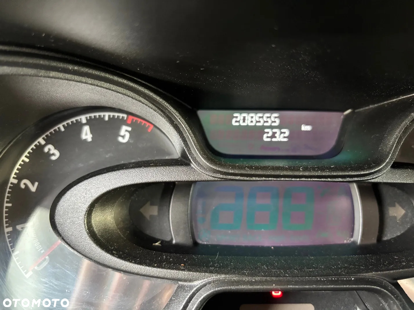 Opel VIVARO 1LH1 - 11