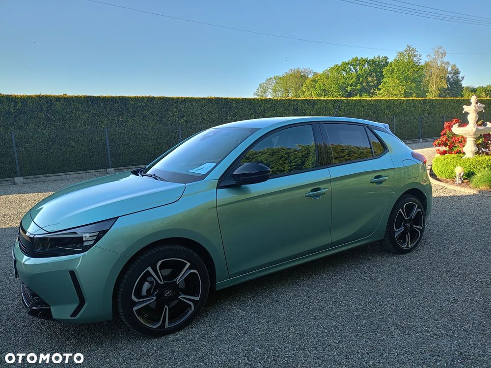 Opel Corsa ver-1-2-t-yes-s-s - 2