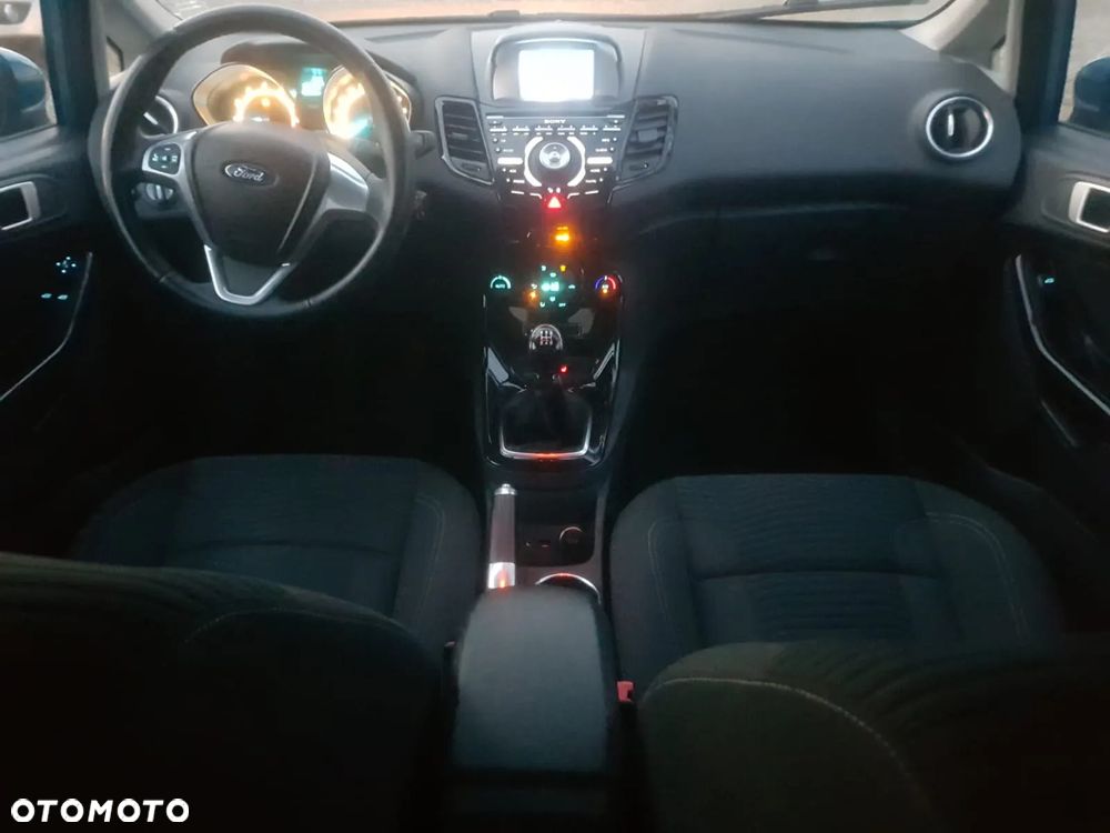 Ford Fiesta 1.0 EcoBoost Start-Stop ST-LINE - 31
