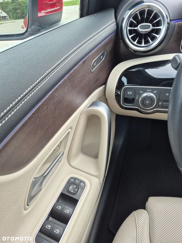Mercedes-Benz Klasa A 200 7G-DCT Progressive - 17