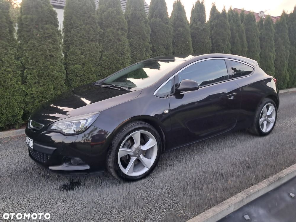 Opel Astra 1.6 Turbo Edition - 1